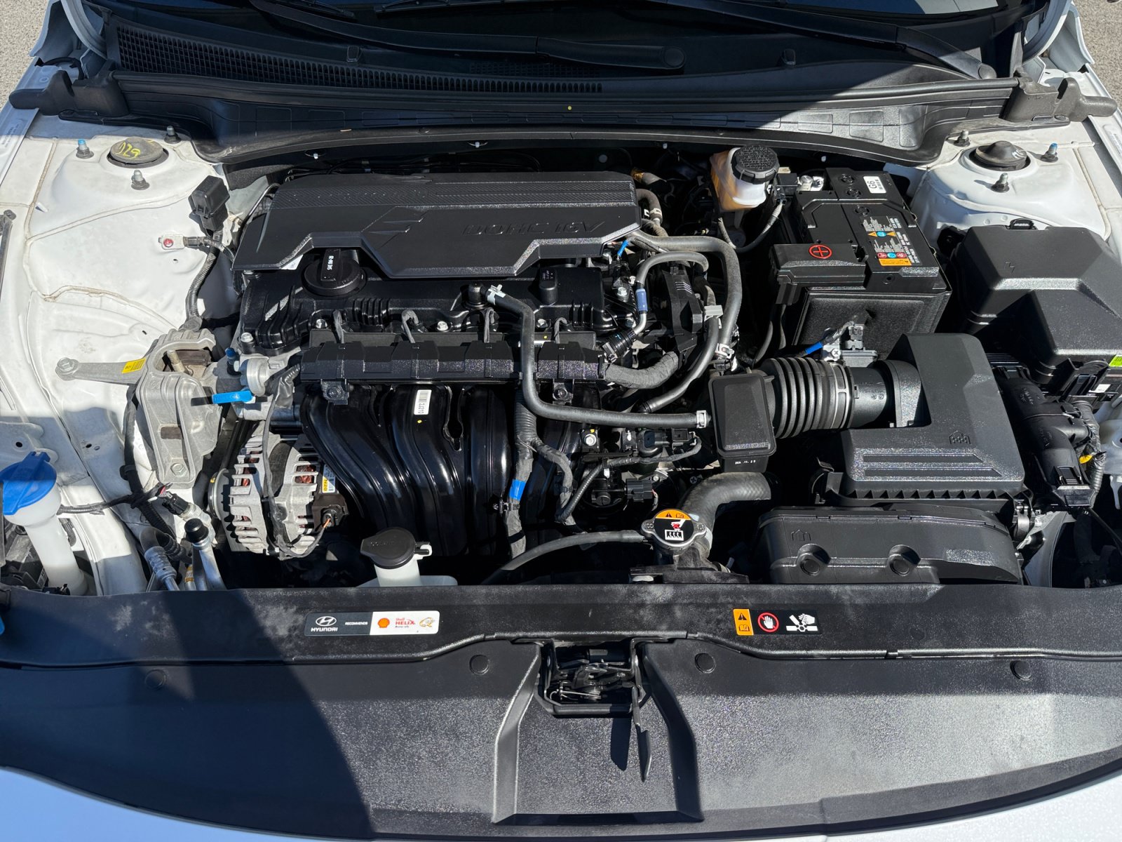 Used 2025 Hyundai Elantra SEL FWD image 20