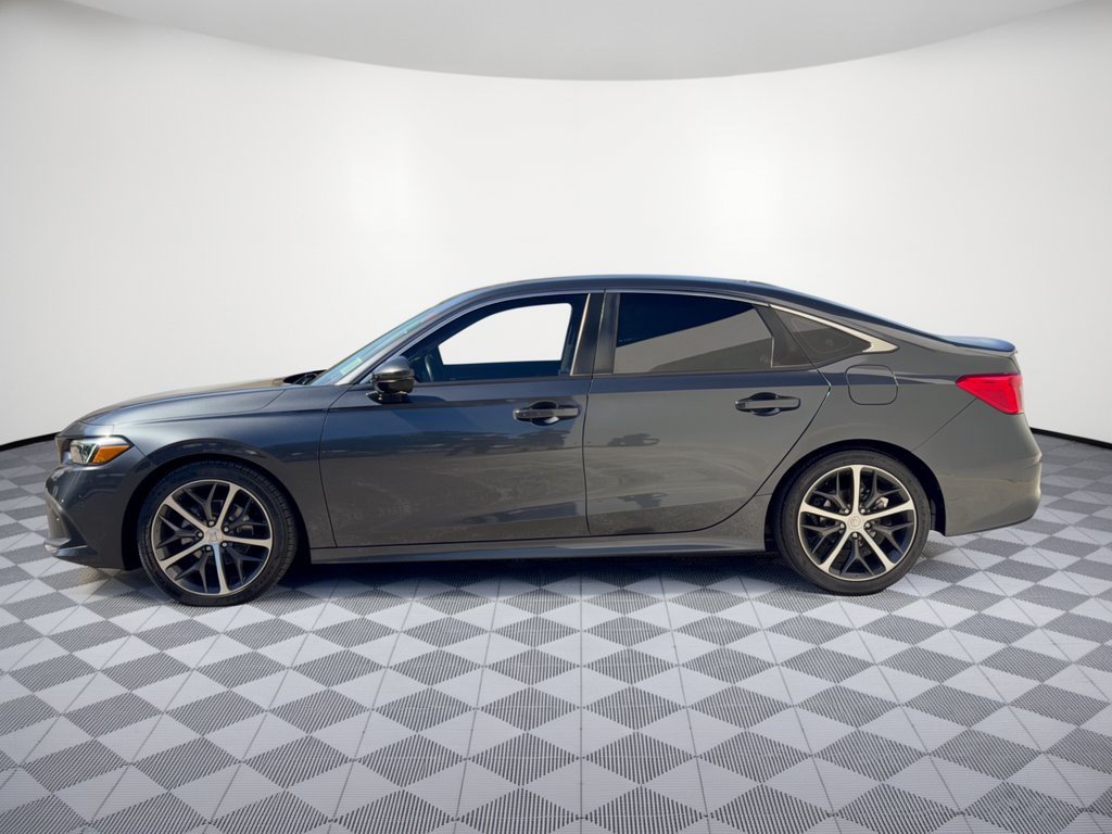 Used 2024 Honda Civic Touring image 2