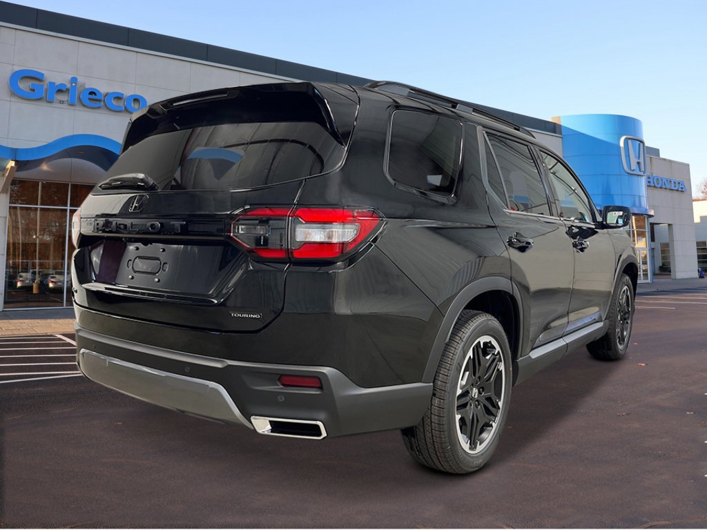 New 2026 Honda Pilot Touring image 7