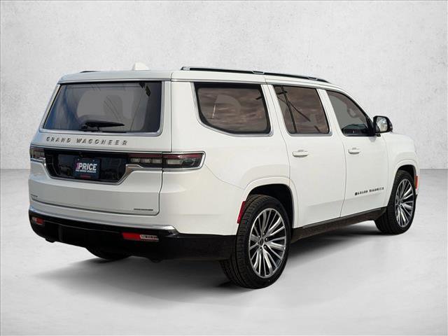 Used 2023 Jeep Grand Wagoneer Series III image 5