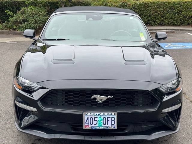 Used 2022 Ford Mustang Premium RWD image 2