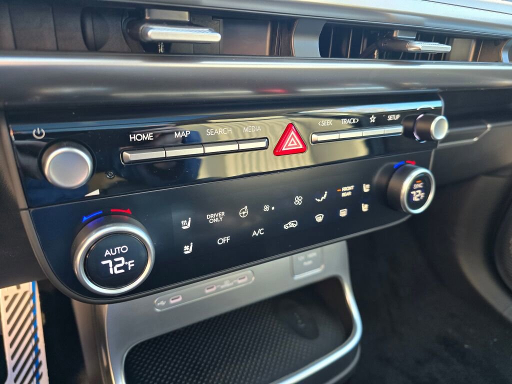 New 2026 Hyundai Ioniq 9 Calligraphy image 27