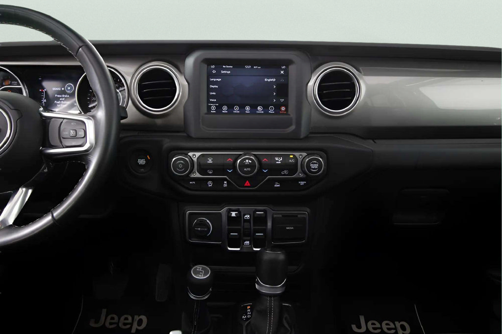 Used 2021 Jeep Wrangler Unlimited Sahara AWD/4WD image 10