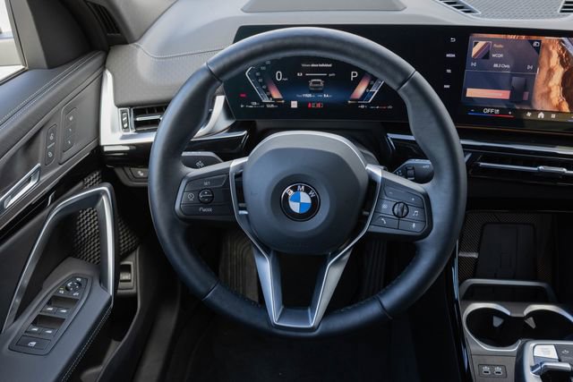 Certified 2025 BMW X2 xDrive28i image 23