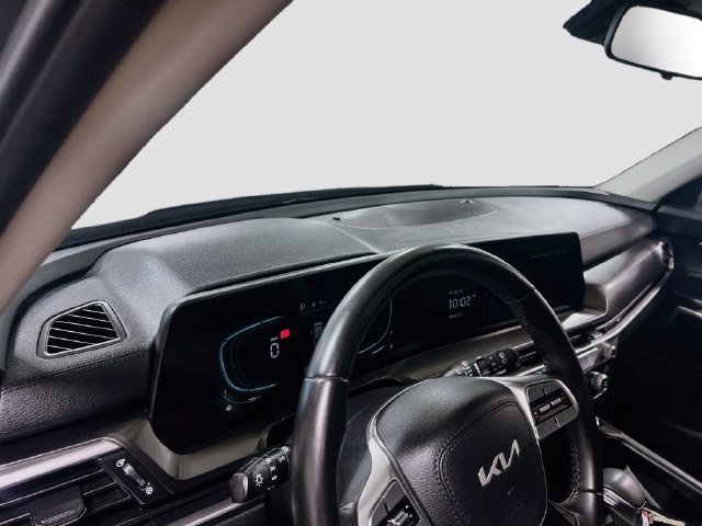 Used 2024 Kia Telluride S w/ S Sunroof Package FWD image 9
