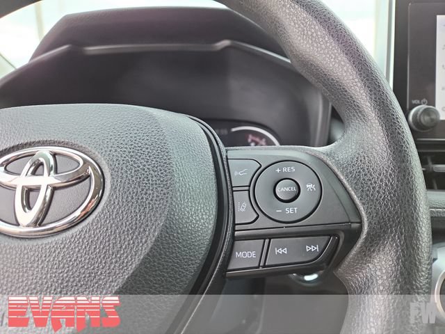 Used 2023 Toyota RAV4 XLE AWD/4WD image 14