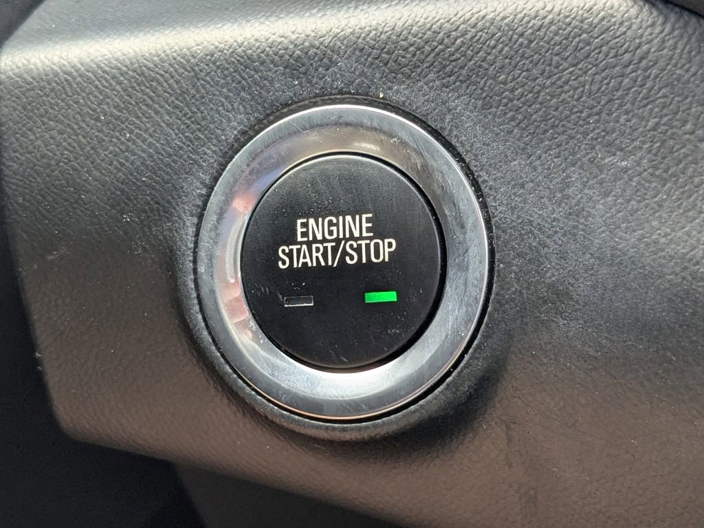 Used 2022 GMC Terrain SLT w/ Infotainment Package II image 28