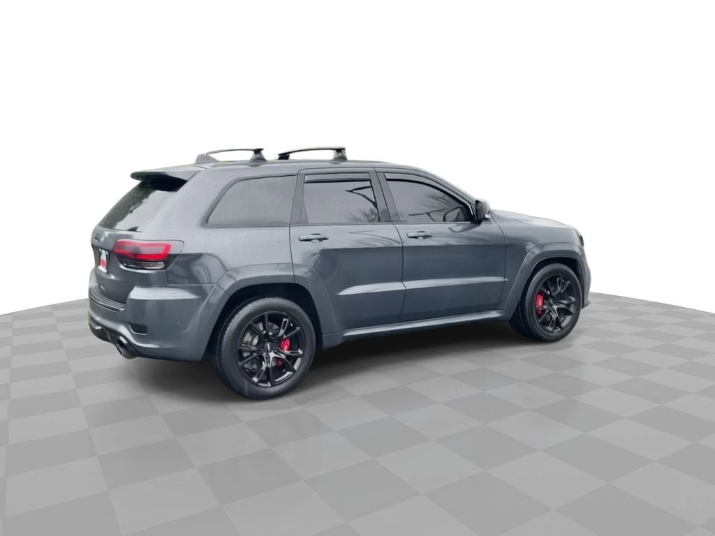 Used 2017 Jeep Grand Cherokee SRT image 8