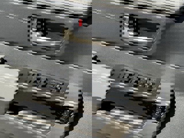 Used 2025 Toyota Tundra Limited w/ Power Package image 29