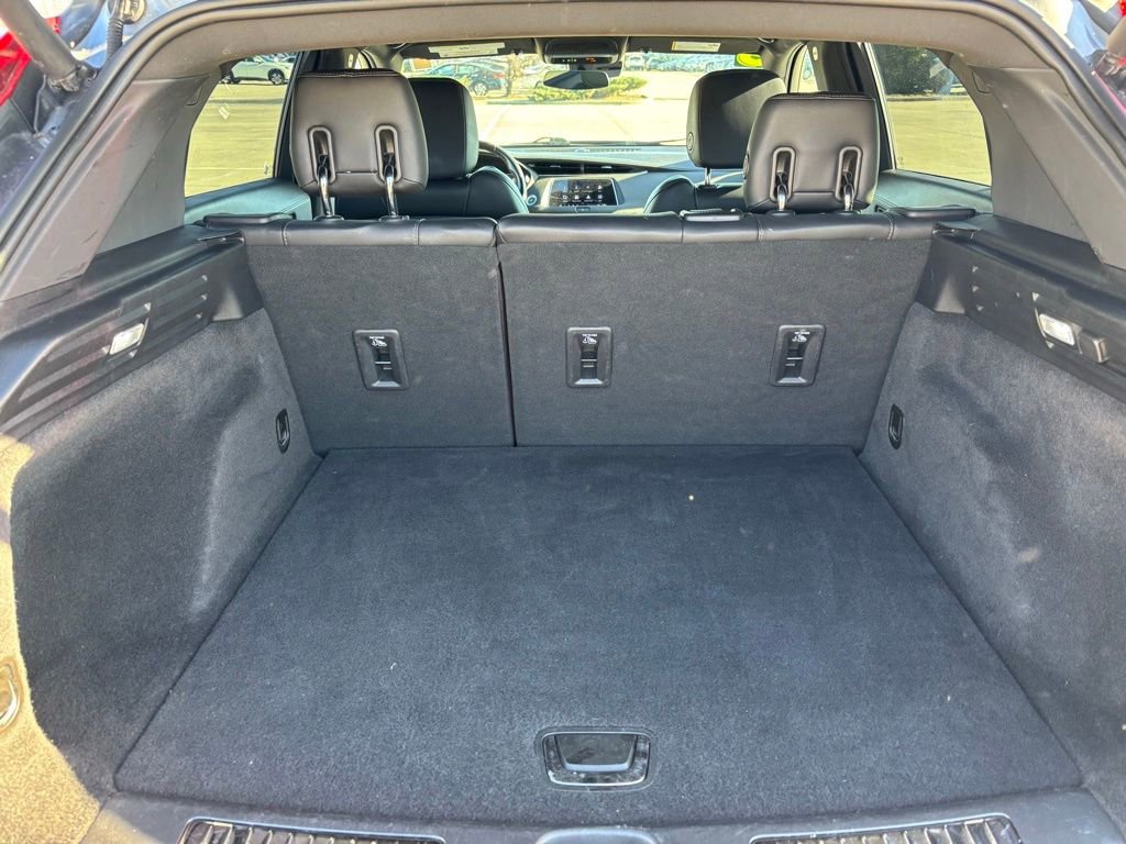 Used 2023 Cadillac XT4 Premium Luxury image 11