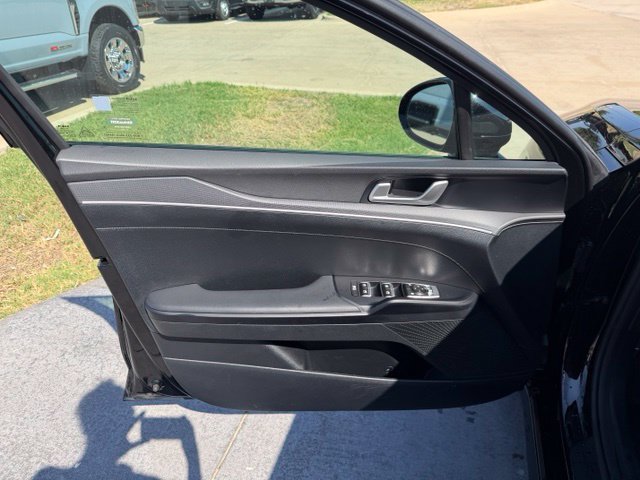 Used 2025 Kia K5 LXS FWD image 9