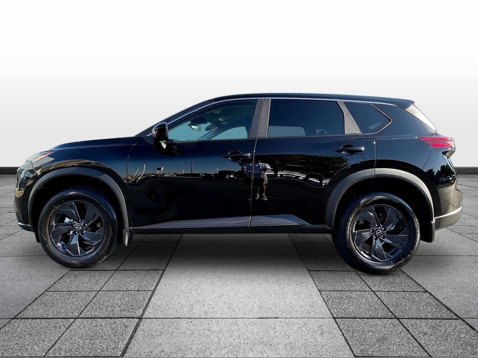 Certified 2026 Nissan Rogue SV w/ Cold Weather Package AWD/4WD image 8
