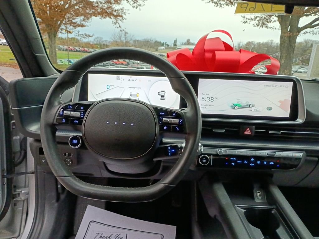 Used 2023 Hyundai Ioniq 6 SE image 19