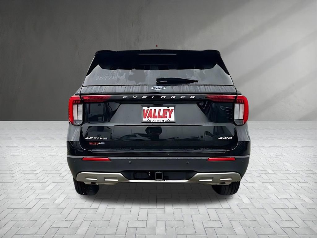 New 2026 Ford Explorer Active w/ Active Comfort Package image 6