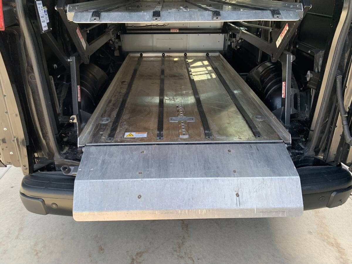 Used 2019 Chevrolet Express 2500 w/ Driver Convenience Package image 10