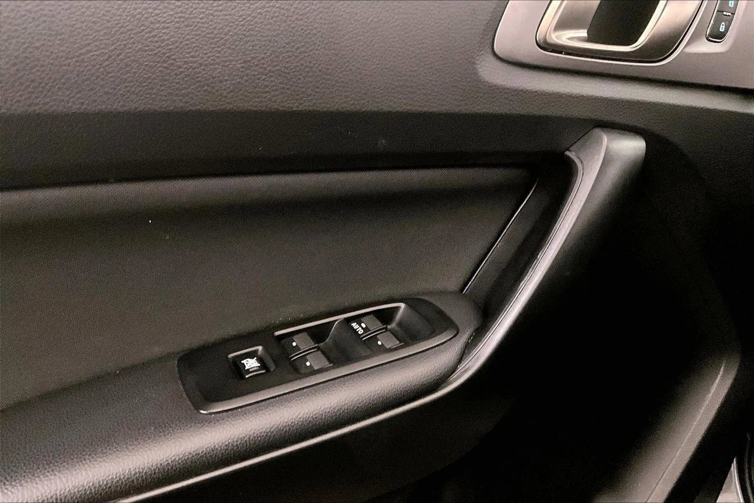 Used 2021 Ford Ranger XLT w/ Equipment Group 302A High image 22