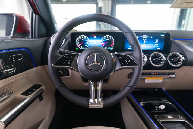 New 2026 Mercedes-Benz GLA 250 4MATIC image 15