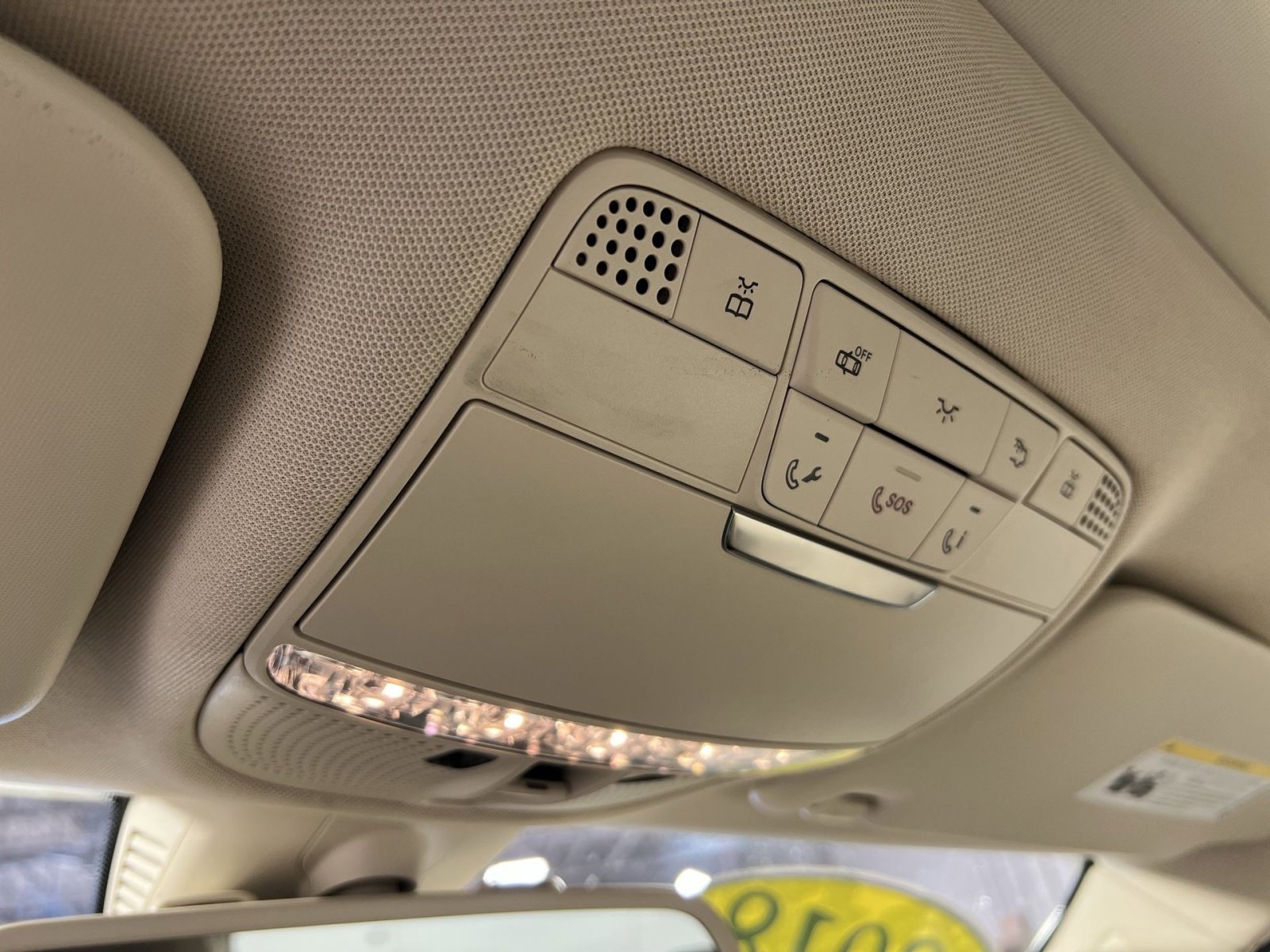 Used 2018 Mercedes-Benz C 300 4MATIC Sedan w/ Premium Package image 35