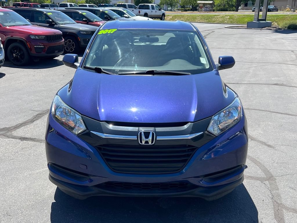 Used 2017 Honda HR-V LX image 4