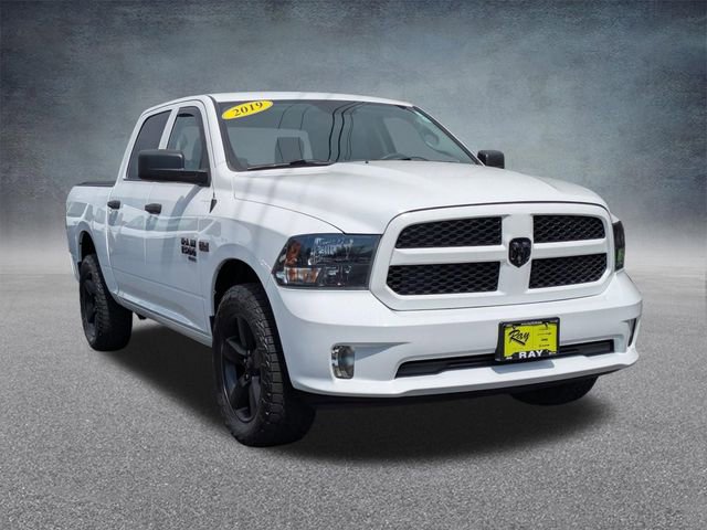 Certified 2019 RAM 1500 Express w/ Express Value Package AWD/4WD video 1
