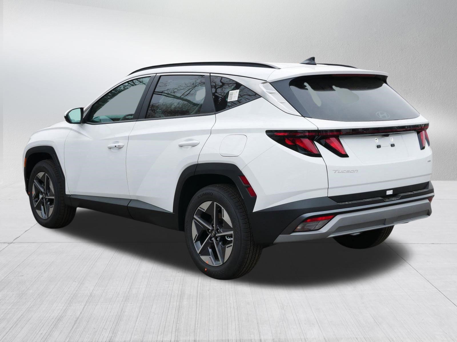 New 2026 Hyundai Tucson SEL image 3