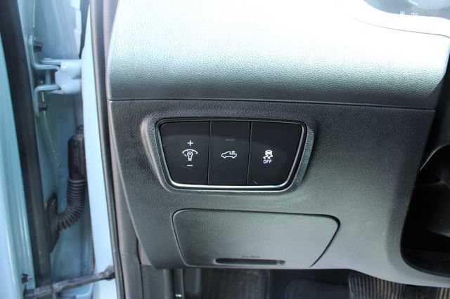 Used 2022 Hyundai Santa Cruz Limited AWD/4WD image 15