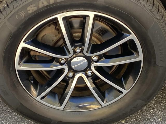 Used 2015 Dodge Grand Caravan SE FWD image 26