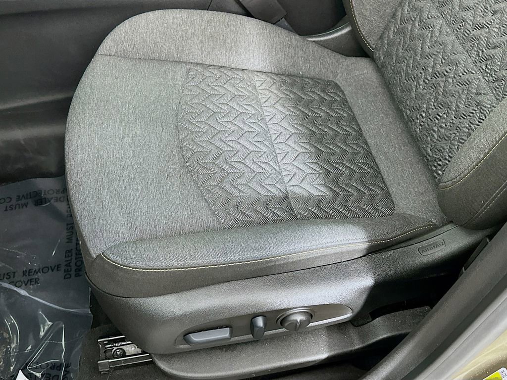 Used 2023 Chevrolet Equinox LT image 26