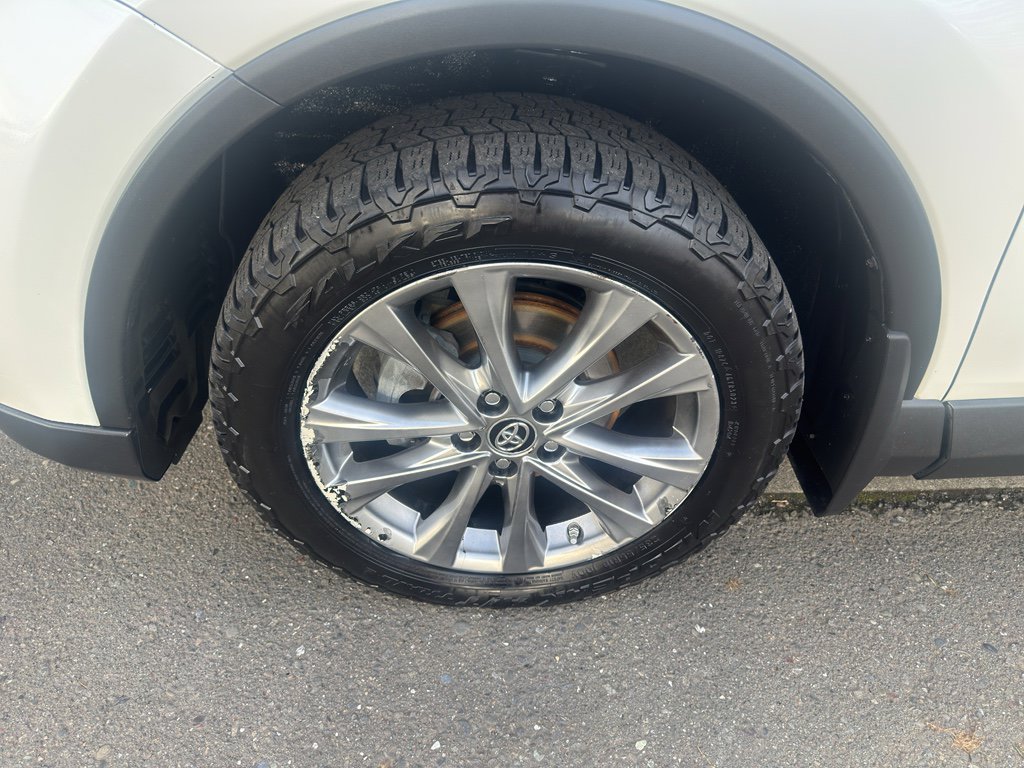 Used 2016 Toyota RAV4 Limited w/ Advanced Technology Package image 24