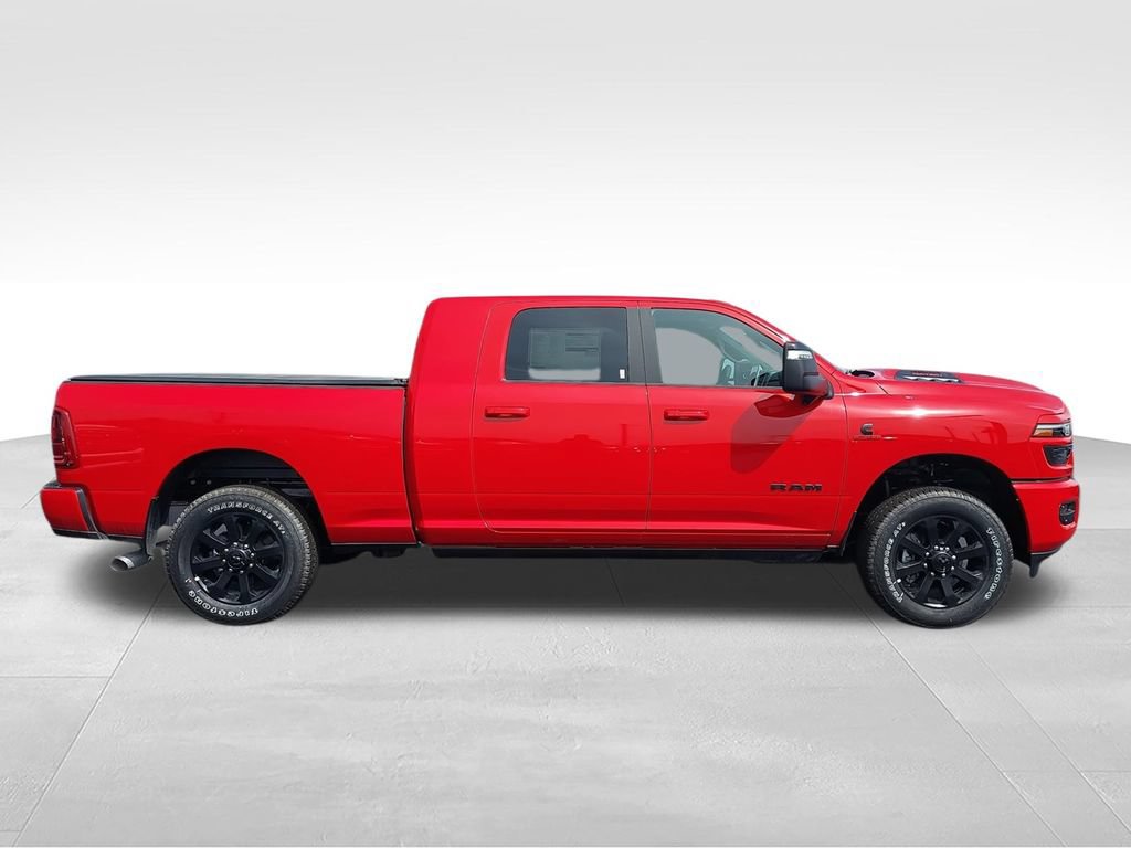 New 2026 RAM 2500 Laramie AWD/4WD image 9
