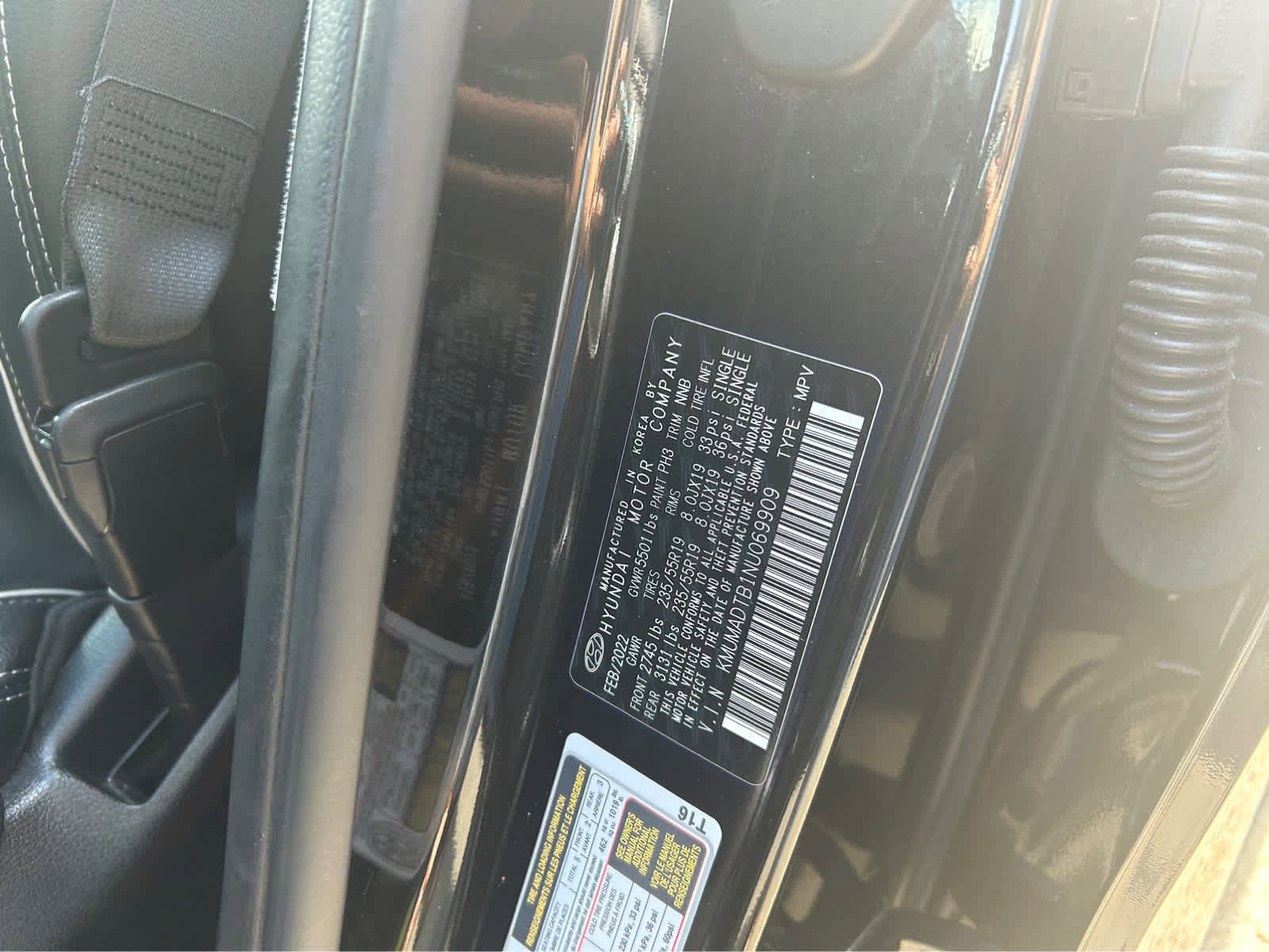 Used 2022 Genesis GV70 2.5T w/ Advanced Package image 35