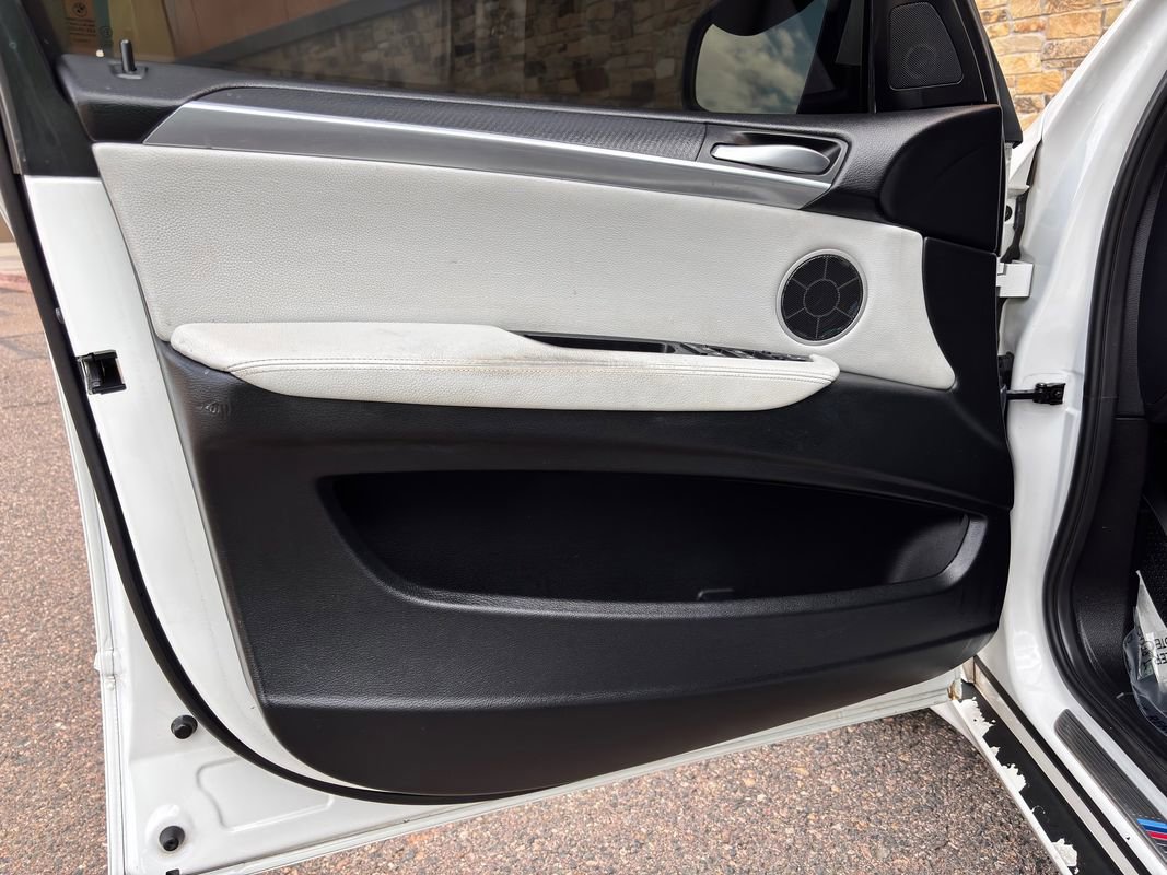 Used 2010 BMW X5 M image 25