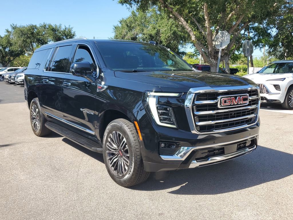 Certified 2025 GMC Yukon XL Elevation AWD/4WD image 8
