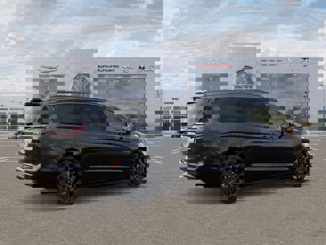 New 2026 Chrysler Pacifica Select w/ S Appearance Package image 4