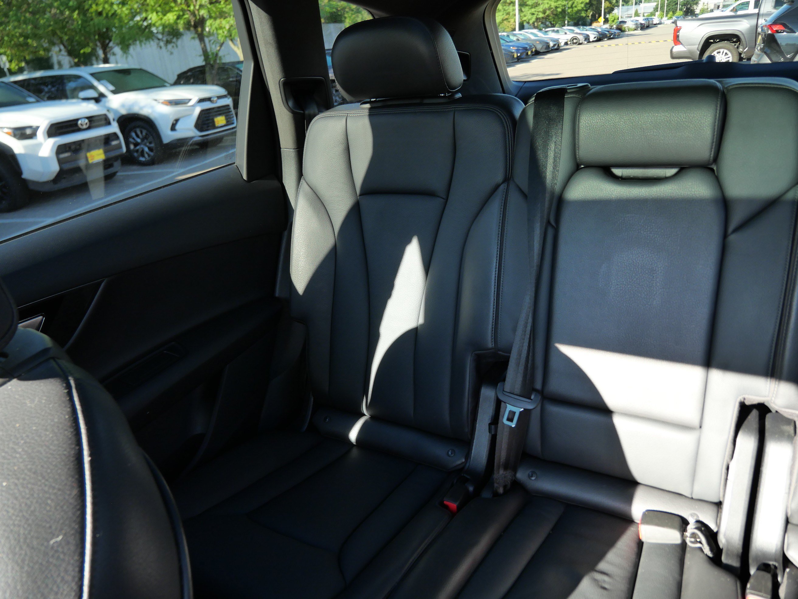 Used 2019 Audi Q7 3.0T Premium Plus w/ Premium Plus Package AWD/4WD image 12