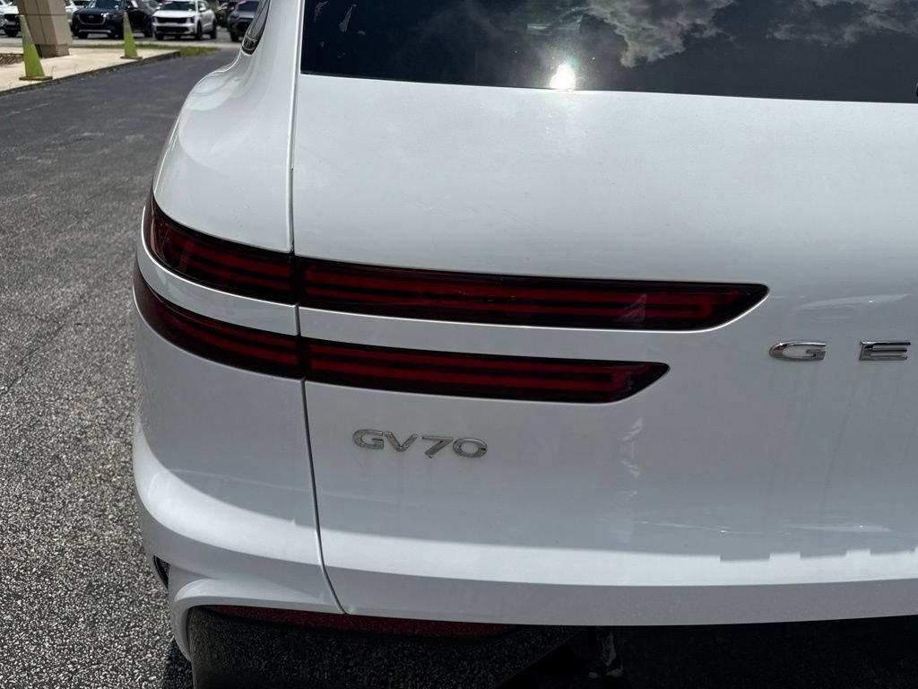 Used 2026 Genesis GV70 2.5T Sport Prestige AWD/4WD image 30