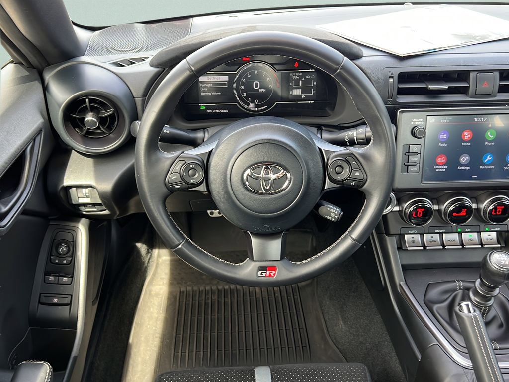 Used 2024 Toyota GR86 Premium RWD image 11