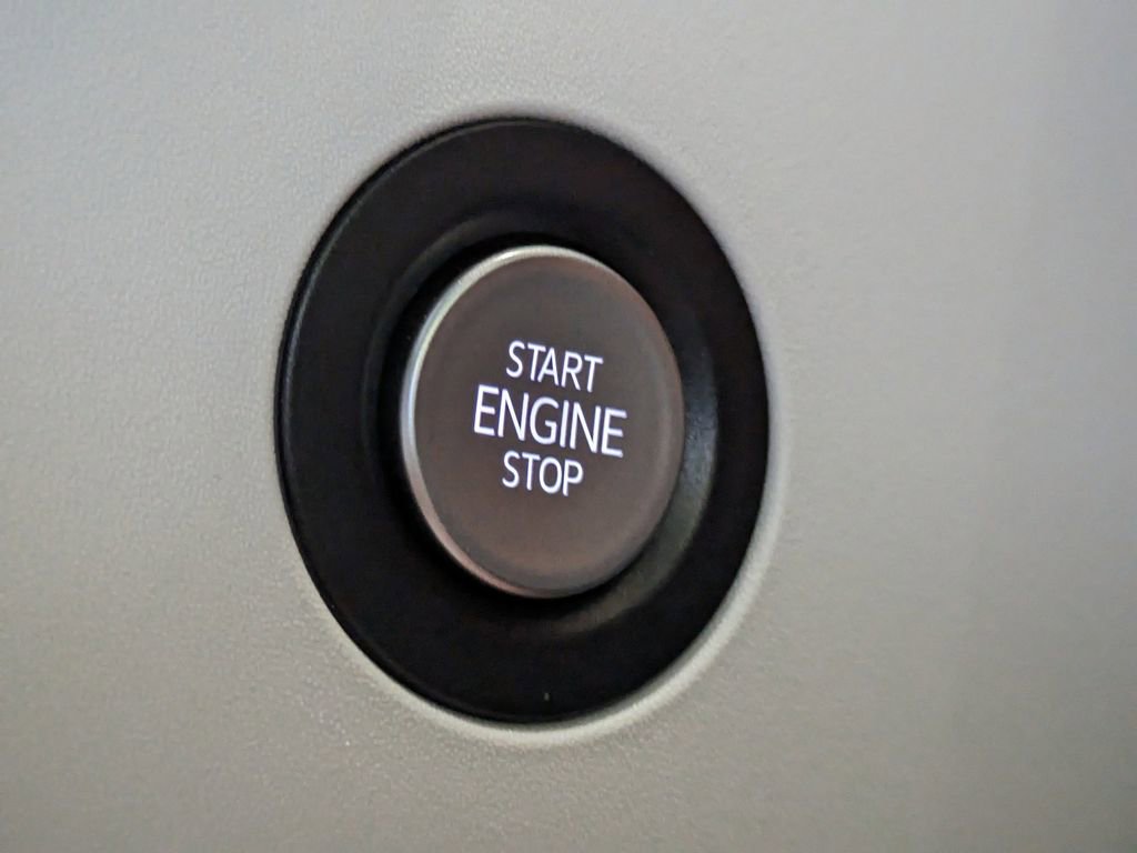 New 2025 Volkswagen ID. Buzz 1st Edition image 27