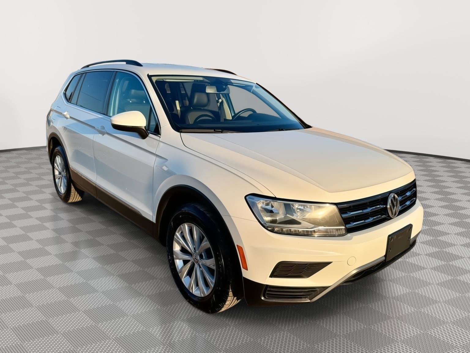 Used 2018 Volkswagen Tiguan SE image 8