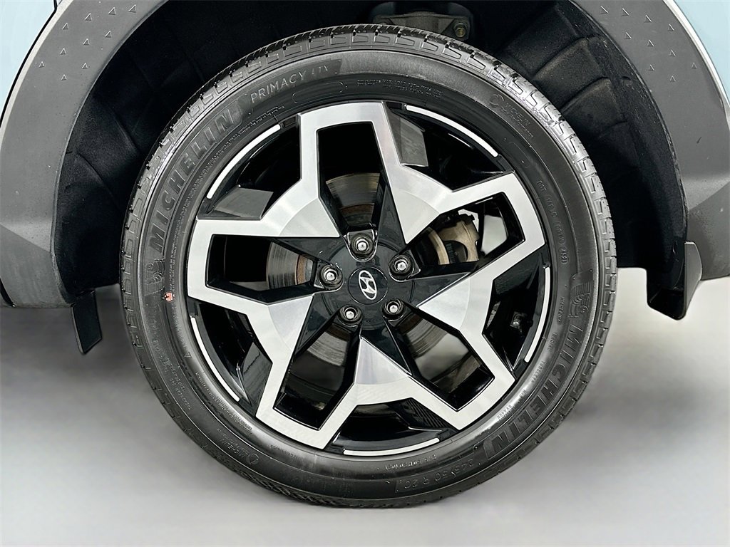 Used 2022 Hyundai Santa Cruz Limited w/ Winter Package image 31