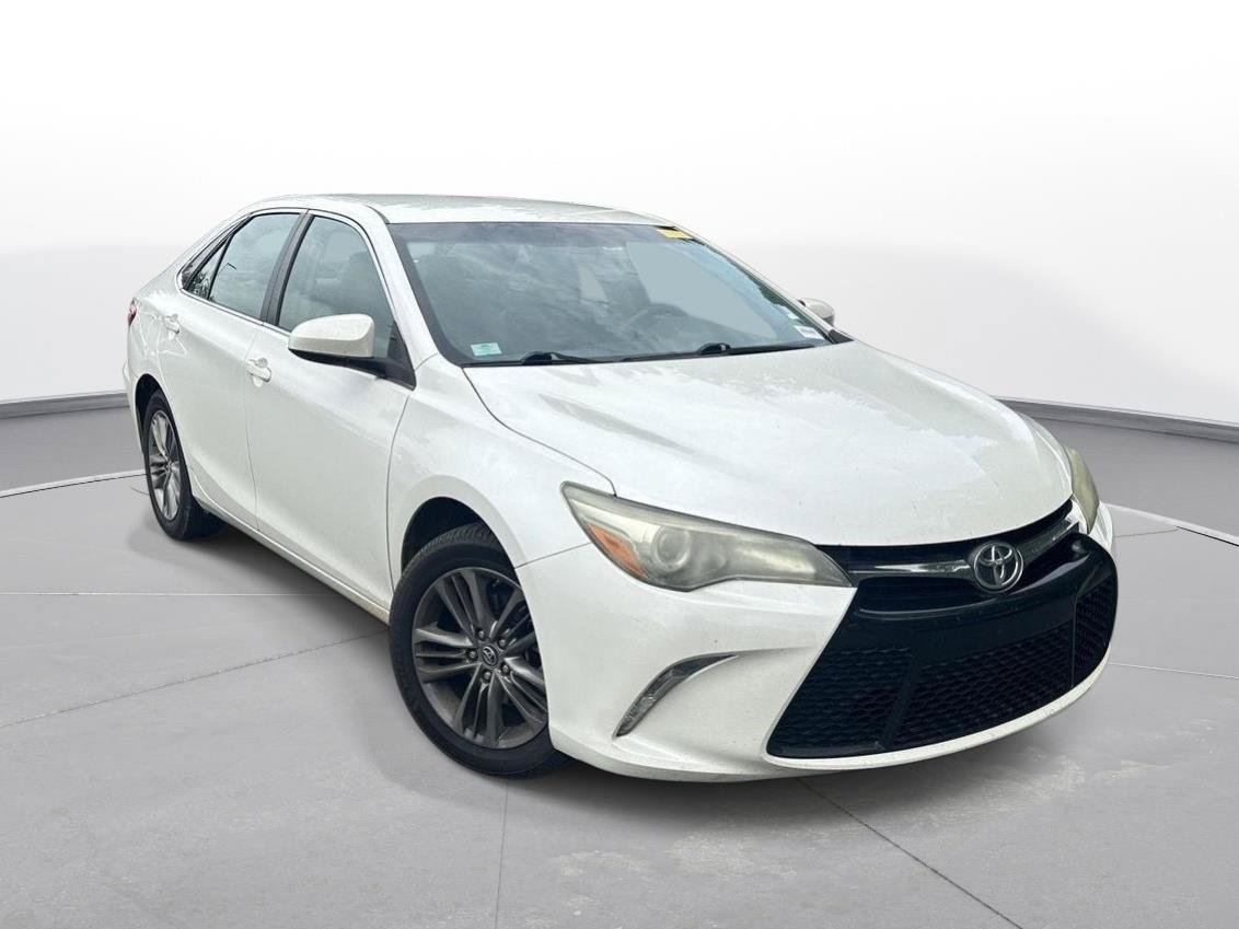 Used 2016 Toyota Camry SE FWD image 4