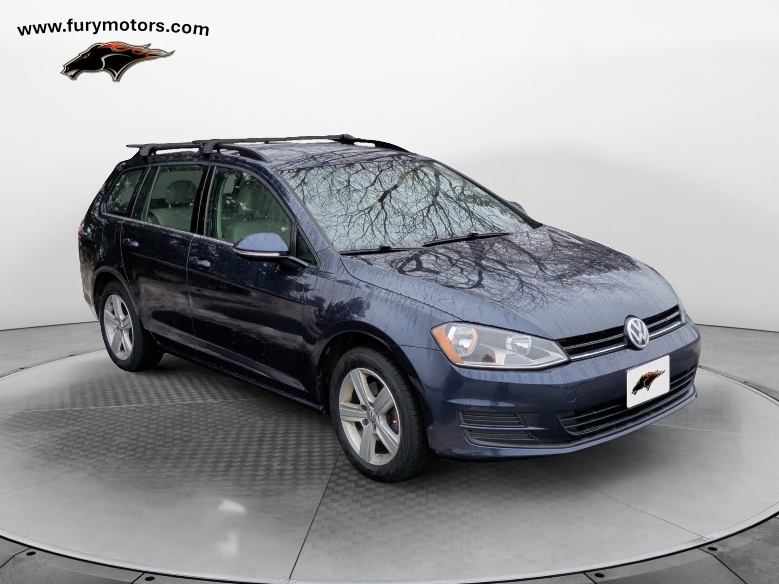 Used 2015 Volkswagen Golf TDI S image 1
