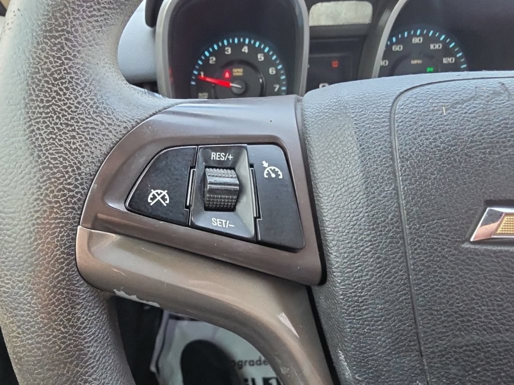 Used 2015 Chevrolet Malibu LT w/ Power Convenience Package FWD image 9