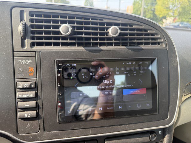 Used 2009 Saab 9-3 2.0T image 26