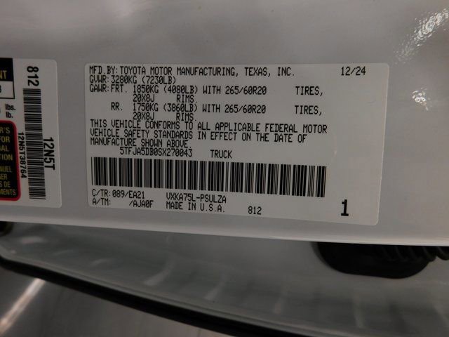 Used 2025 Toyota Tundra Limited image 41