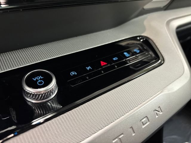 Used 2025 Ford Expedition Max Active image 36