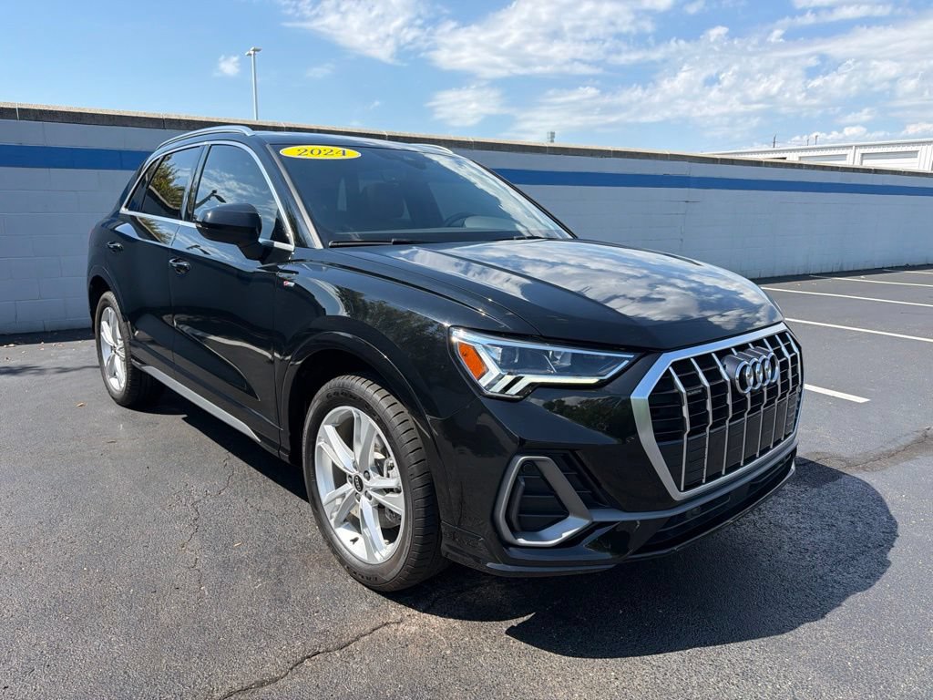 Used 2024 Audi Q3 2.0T Premium Plus AWD/4WD image 7