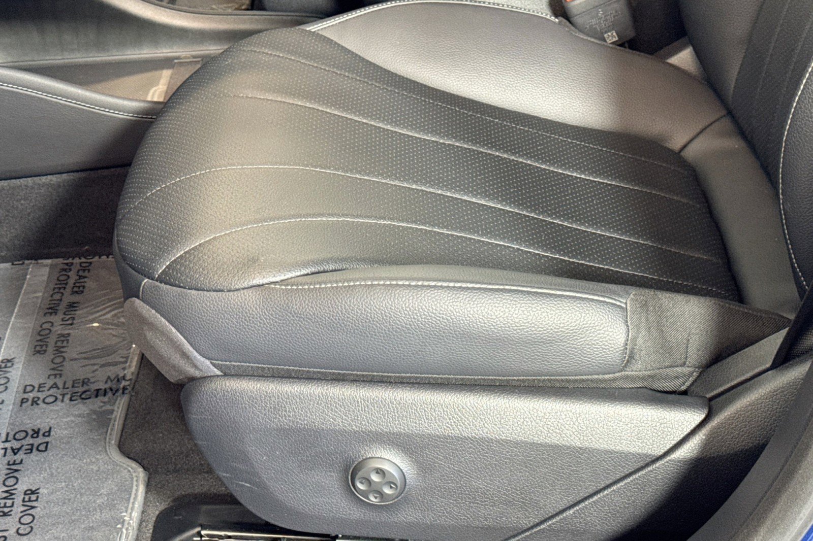 Used 2023 Mercedes-Benz EQE 350+ Sedan w/ Exclusive Trim Package image 18