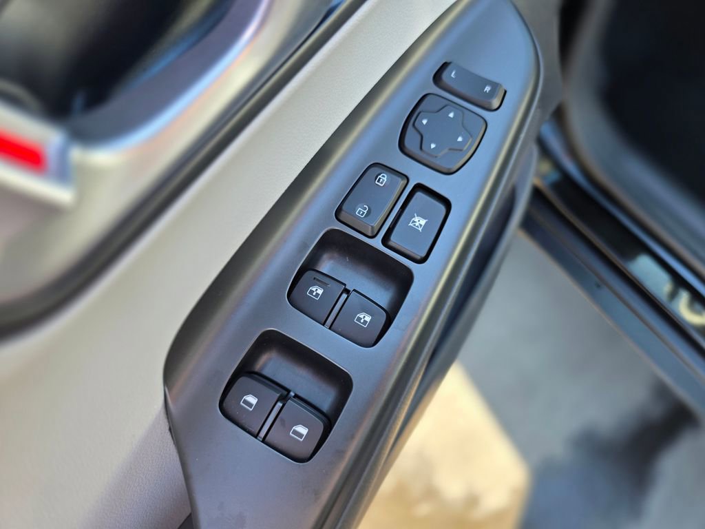 Certified 2023 Hyundai Kona SEL w/ Convenience Package image 21