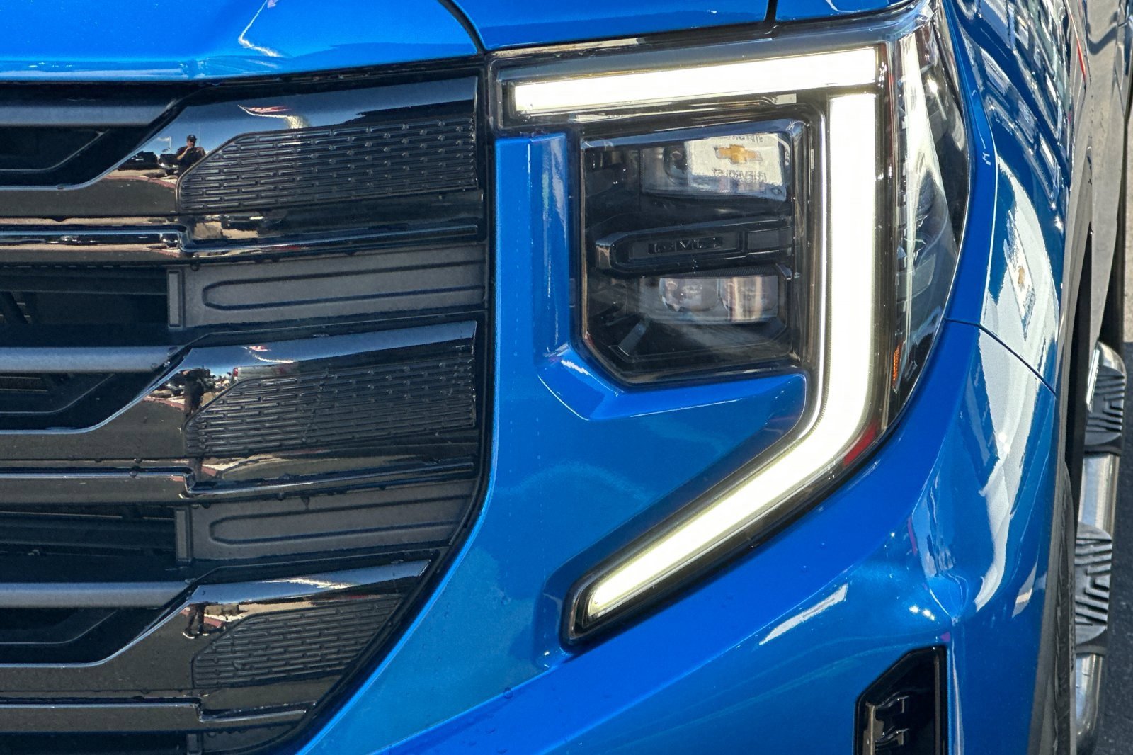 Used 2022 GMC Sierra 1500 Elevation image 48